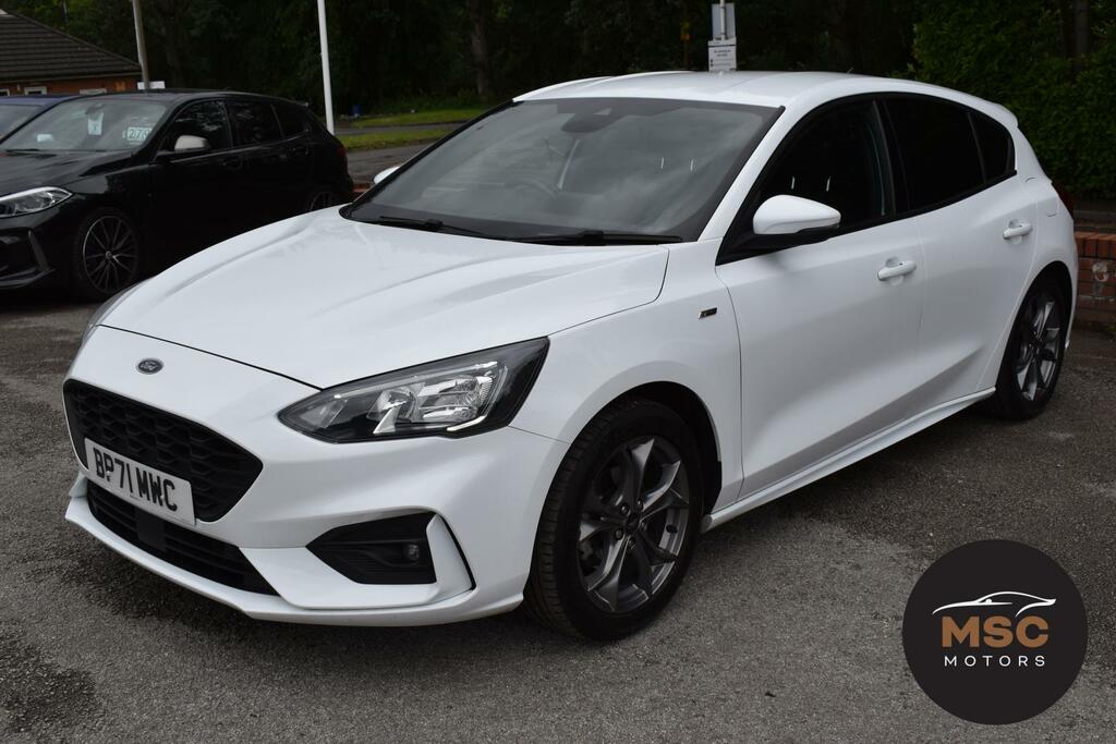 Ford Focus St-line White #5