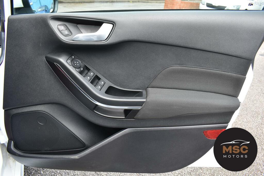 Ford Fiesta Active 1.0 100Ps Ecoboost Grey #56
