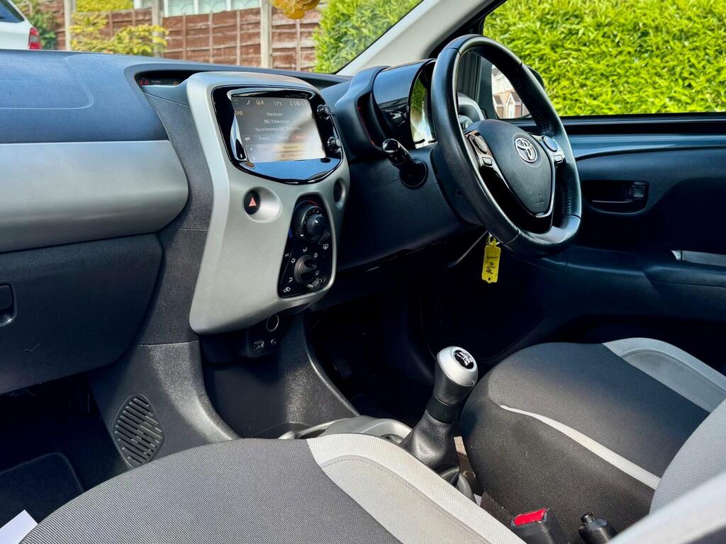 Toyota Aygo 1.0 Vvt-i X-play Euro 5 Euro 5 201464 DE64EFA Grey #3