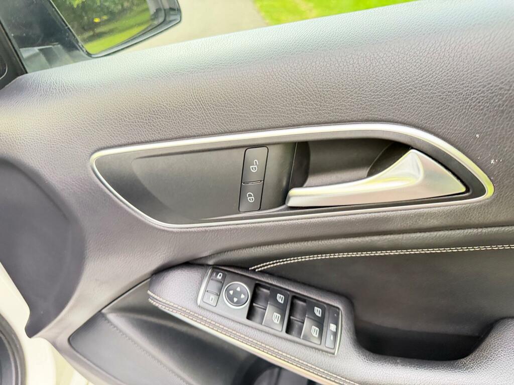 Mercedes-Benz A Class A180 Cdi Amg Sport Black #31