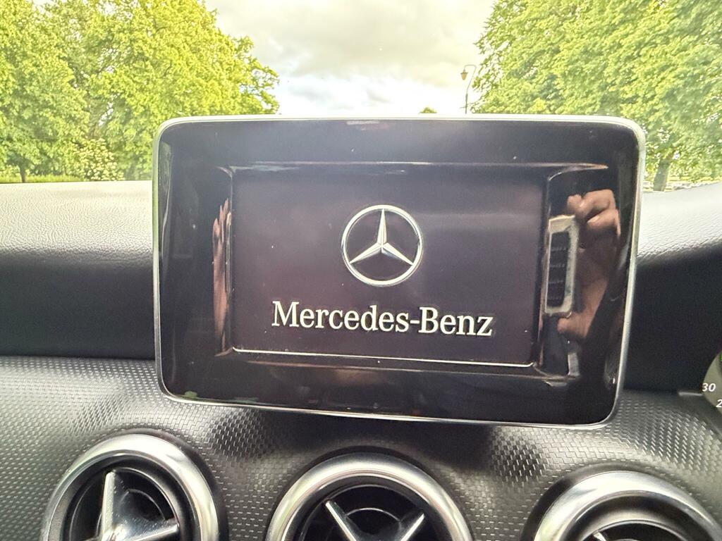 Mercedes-Benz A Class A180 Cdi Amg Sport Black #38