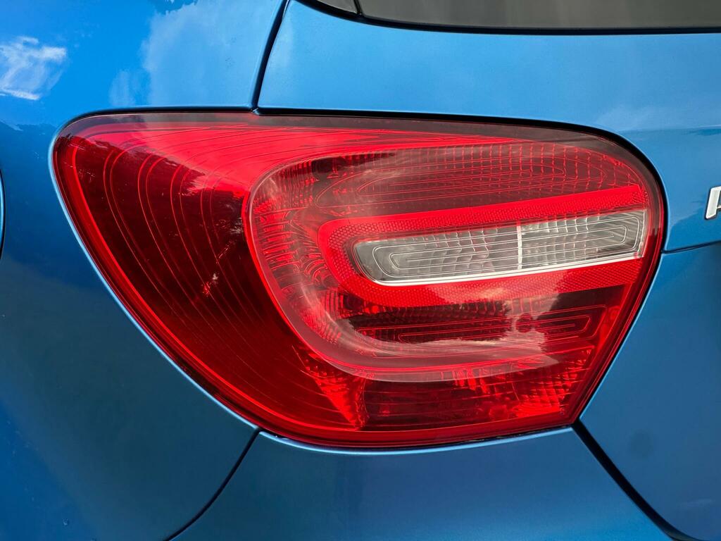 Mercedes-Benz A Class A200 Blueefficiency Sport Cdi Black #25