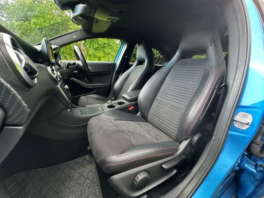 Mercedes-Benz A Class A200 Blueefficiency Sport Cdi Black #56