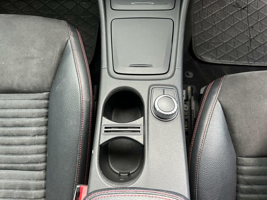 Mercedes-Benz A Class A200 Blueefficiency Sport Cdi Black #64