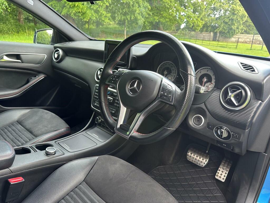 Mercedes-Benz A Class A200 Blueefficiency Sport Cdi Black #31