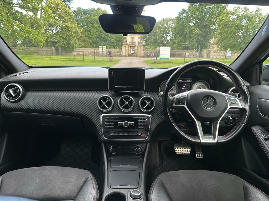 Mercedes-Benz A Class A200 Blueefficiency Sport Cdi Black #42