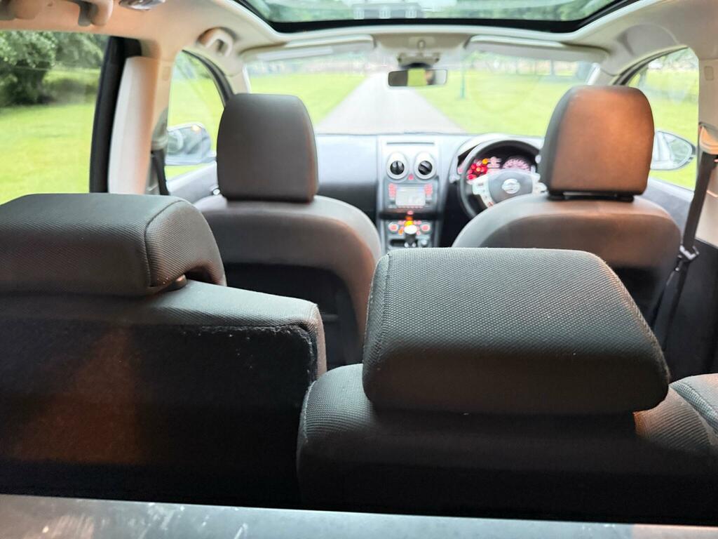 Nissan Qashqai+2 1.6 Plus 2 N-tec Red #54