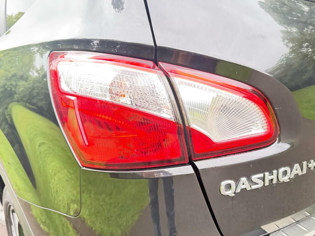 Nissan Qashqai+2 1.6 Plus 2 N-tec Red #17