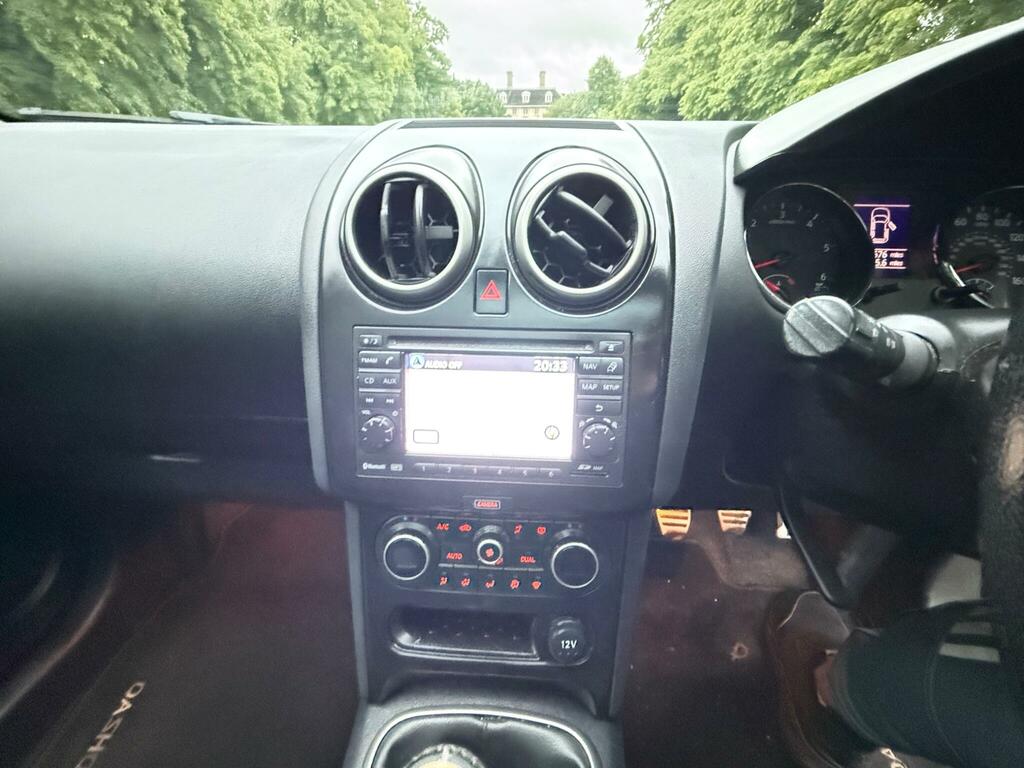 Nissan Qashqai+2 1.6 Plus 2 N-tec Red #43