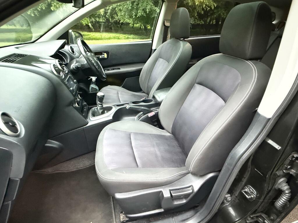 Nissan Qashqai+2 1.6 Plus 2 N-tec Red #26