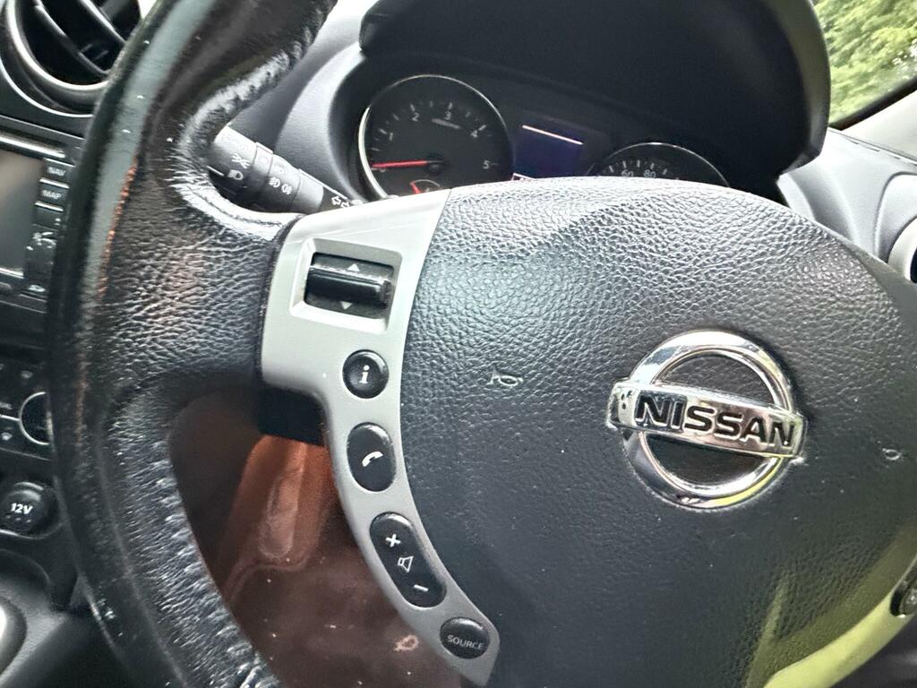 Nissan Qashqai+2 1.6 Plus 2 N-tec Red #38