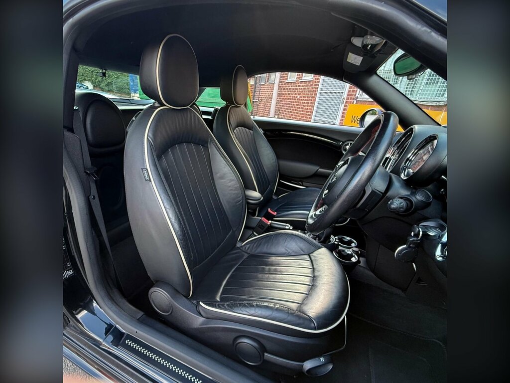 Mini Coupe 1.6 Cooper D Black #35