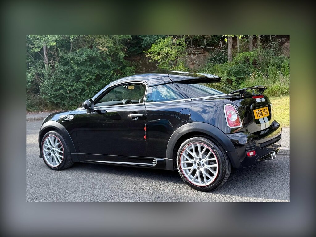 Mini Coupe 1.6 Cooper D Black #63