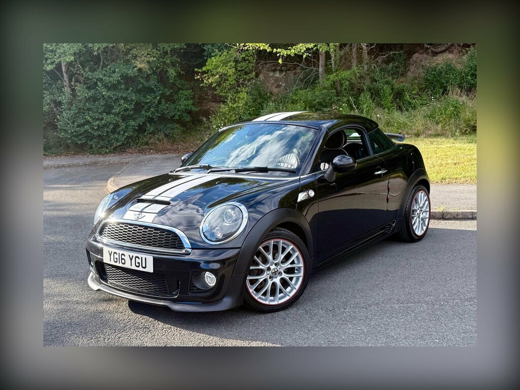 Mini Coupe 1.6 Cooper D Black #1