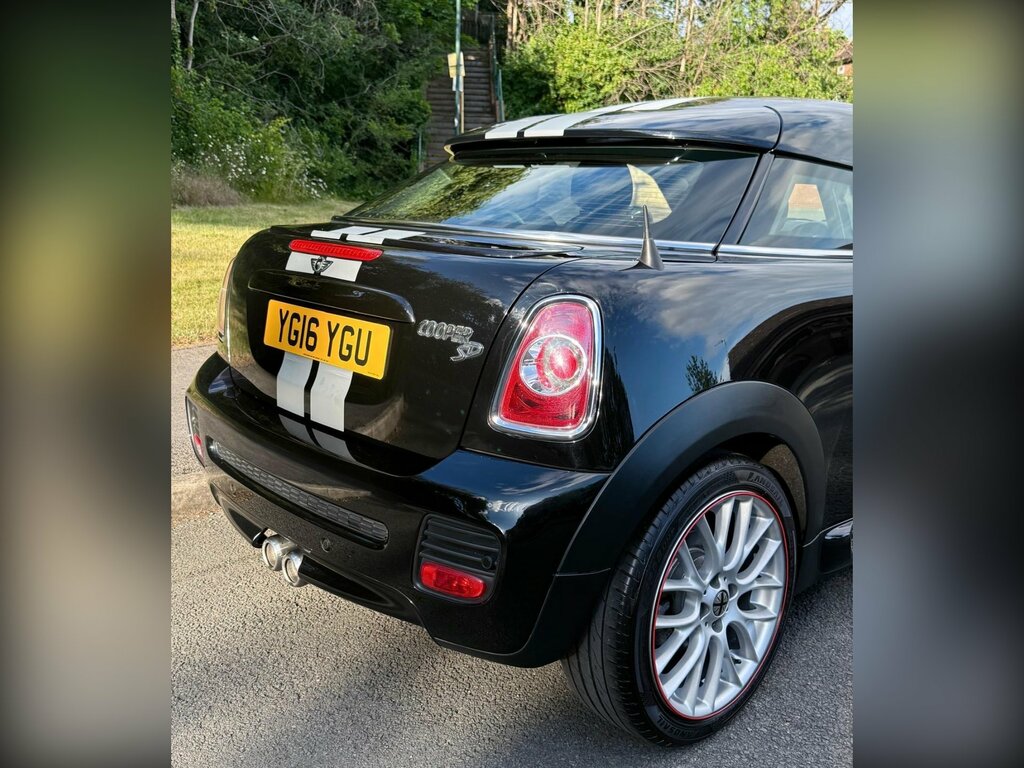 Mini Coupe 1.6 Cooper D Black #53