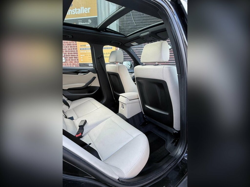 BMW X1 Se Black #18