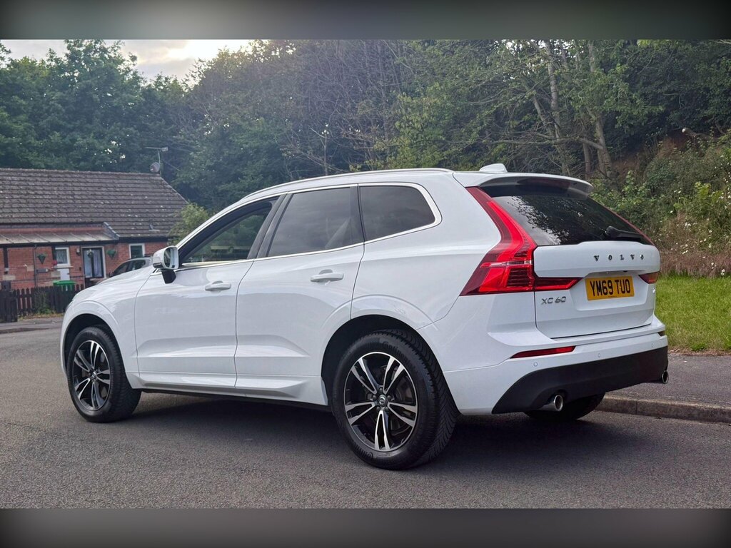 Volvo XC60 2L Edition White #9