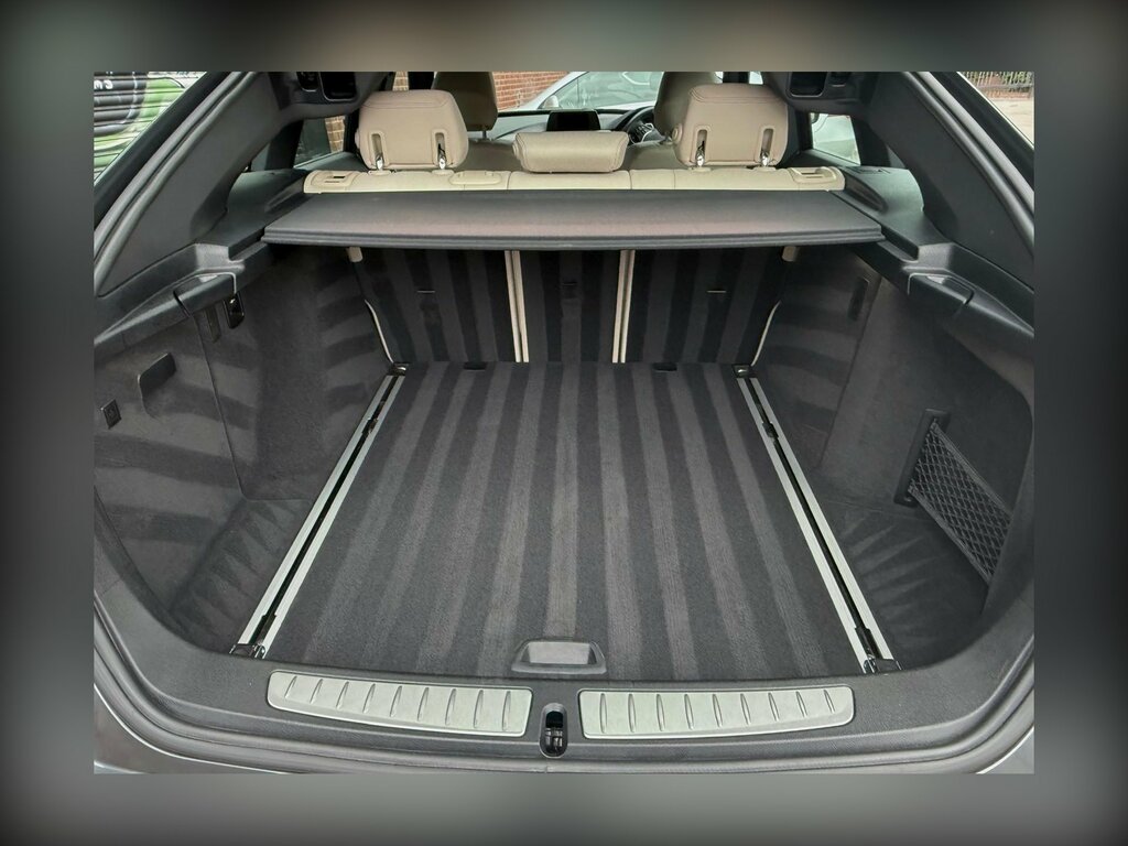 BMW 3 Series Gran Turismo Hatchback Black #38