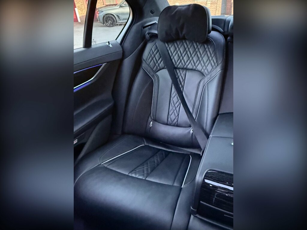 BMW 7 Series  Yellow #16