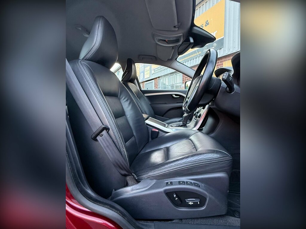 Volvo XC70 2.4 D5 Se Lux Awd Euro 5 Ss Brown #82