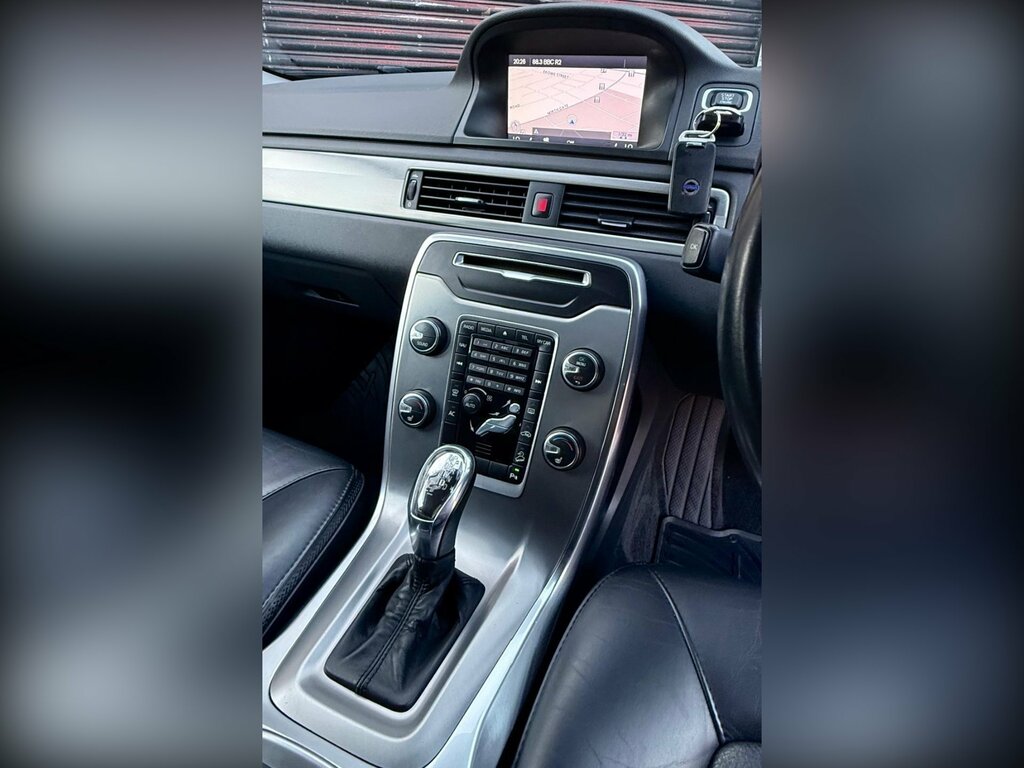 Volvo XC70 2.4 D5 Se Lux Awd Euro 5 Ss Brown #84