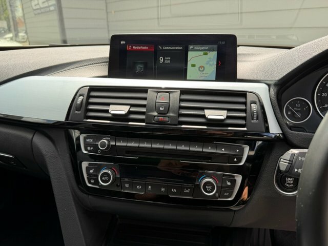 BMW 4 Series Gran Coupe Hatchback White #25