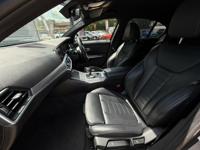 BMW 3 Series 330E M Sport White #16