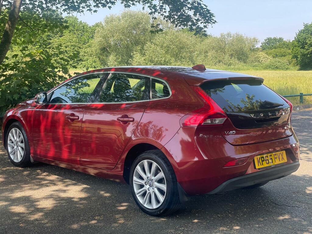 Volvo V40 Hatchback 2.0 D2 Se Lux Nav Euro 6 Ss 2015 Red #3