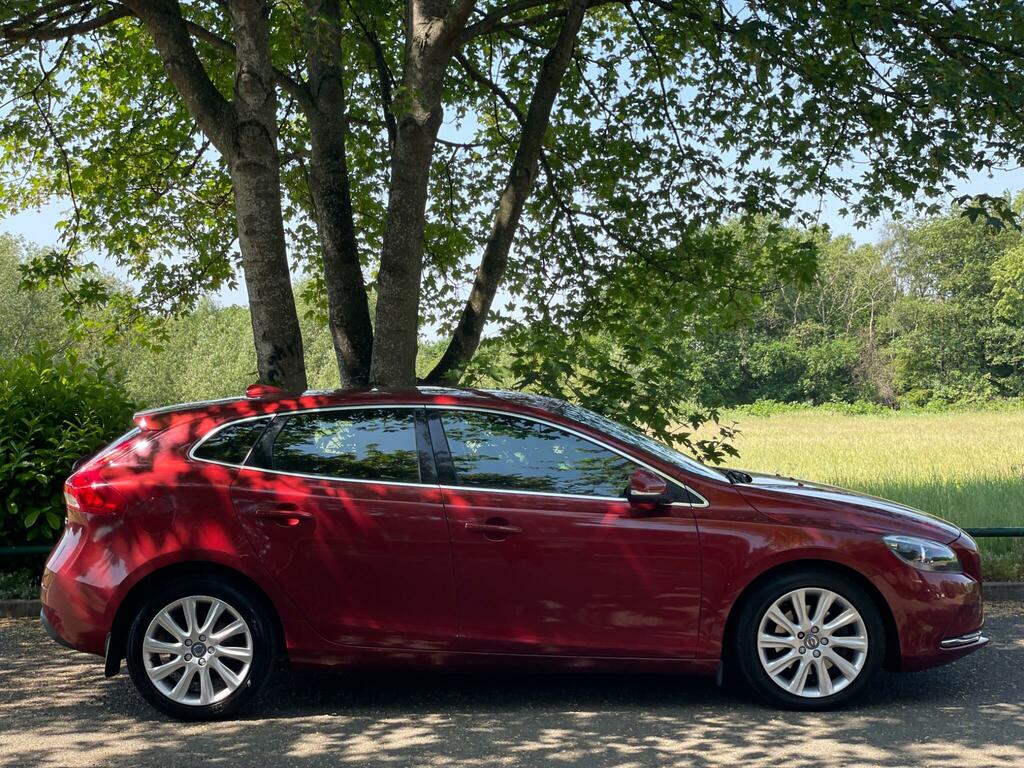Volvo V40 Hatchback 2.0 D2 Se Lux Nav Euro 6 Ss 2015 Red #5