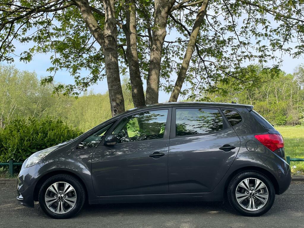 Kia Venga Mpv 1.6 Crdi 3 Euro 6 Ss 201767 Silver #3