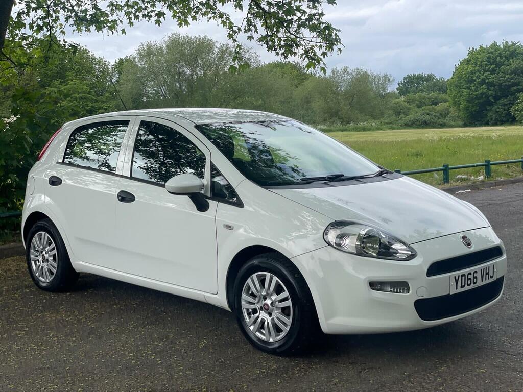 Fiat Punto Hatchback 1.2 Pop Euro 6 201666 White