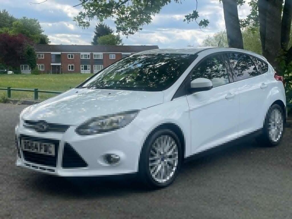 Ford Focus Hatchback 1.6 Zetec Euro 5 201464 BG64FDC White #3
