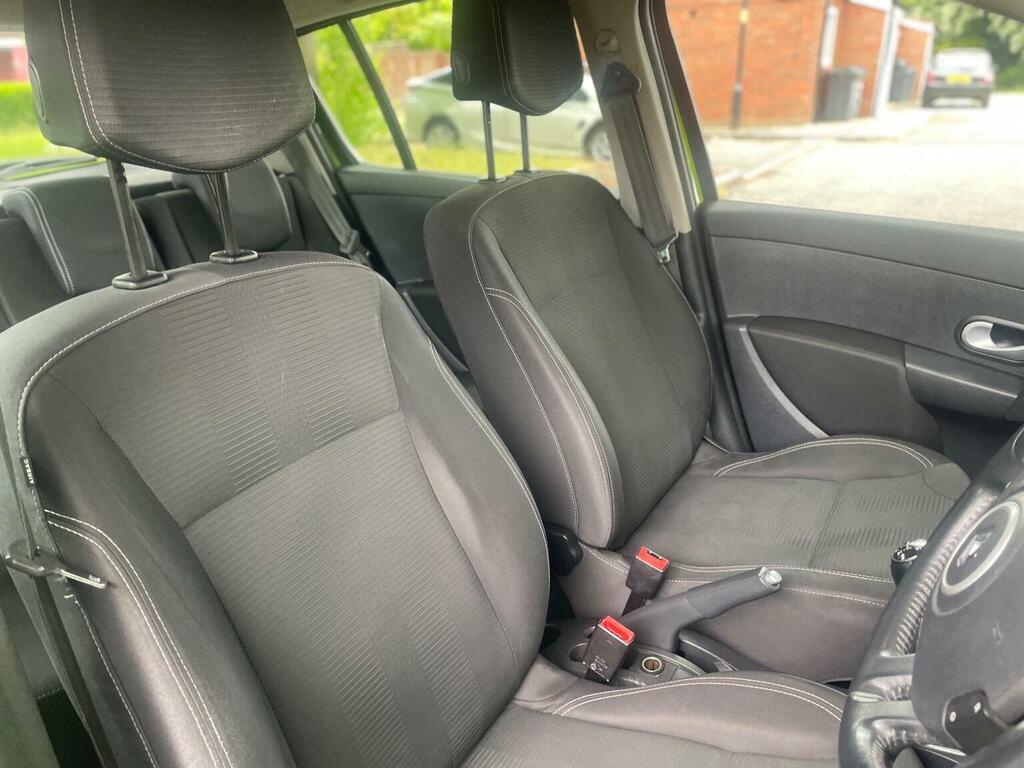 Renault Clio I-music Blue #8