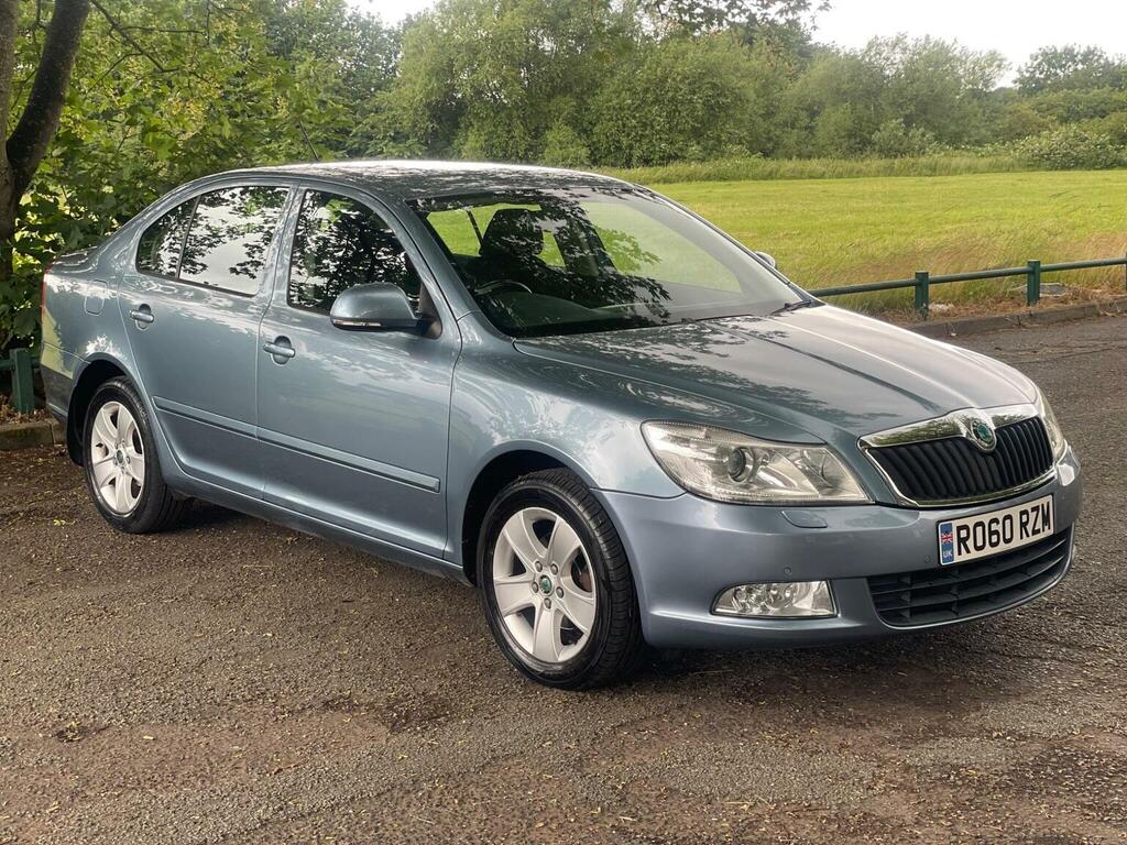 Skoda Octavia Estate Black #1
