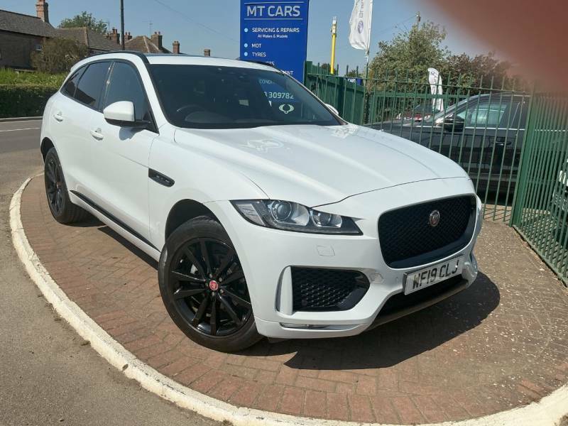 Jaguar F-Pace 2.0D 180 Chequered Flag Awd - 2019 19 White