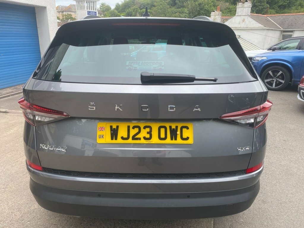 Skoda Kodiaq 2023 2.0 Tdi Se Drive Suv Dsg 4Wd Euro WJ23OWC Grey #5