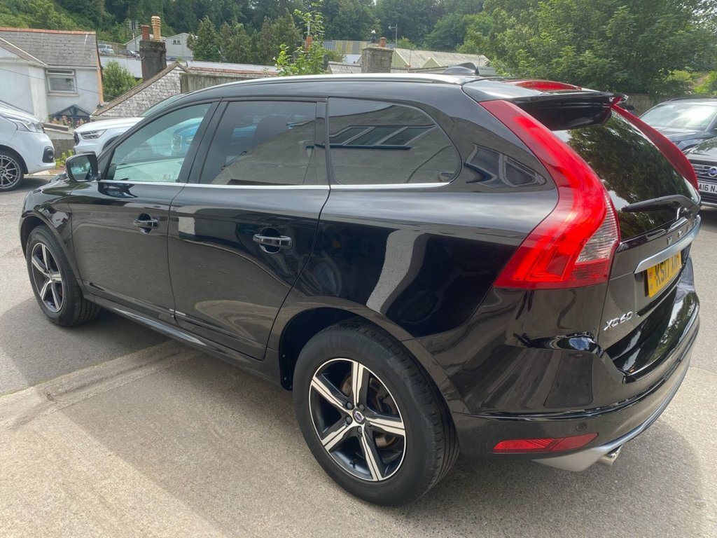 Volvo XC60 2017 2.4 D4 R-design Lux Nav Suv A Black #3