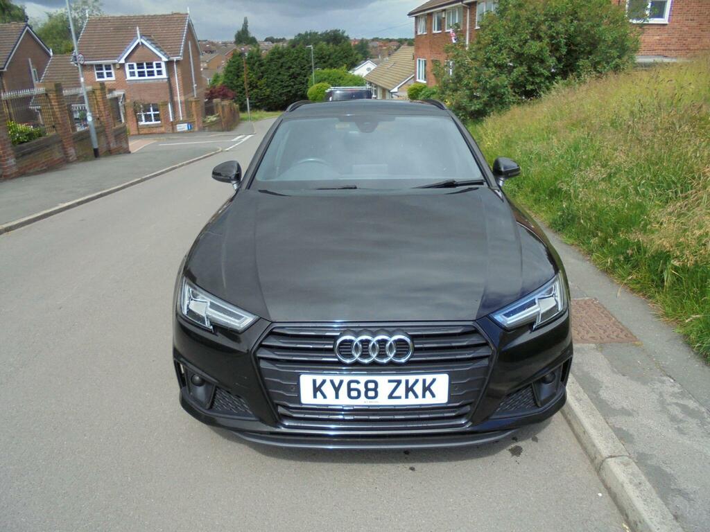 Audi A4 Avant Black Edition Black #2