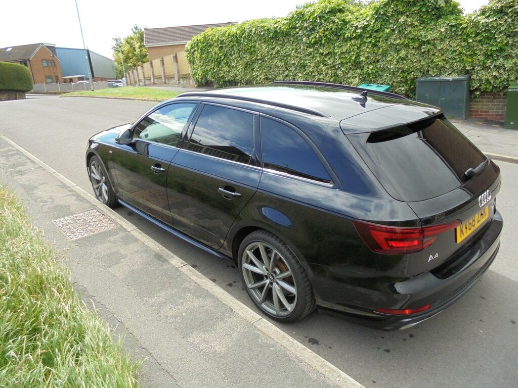 Audi A4 Avant Black Edition Black #6