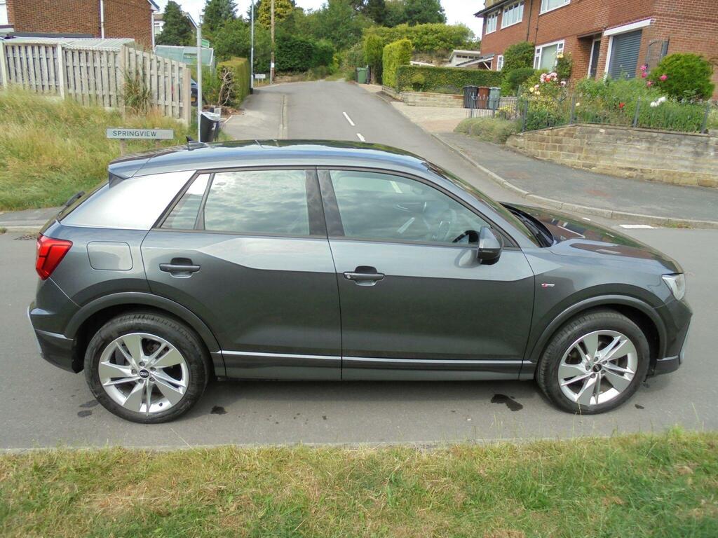 Audi Q2 S Line Grey #4