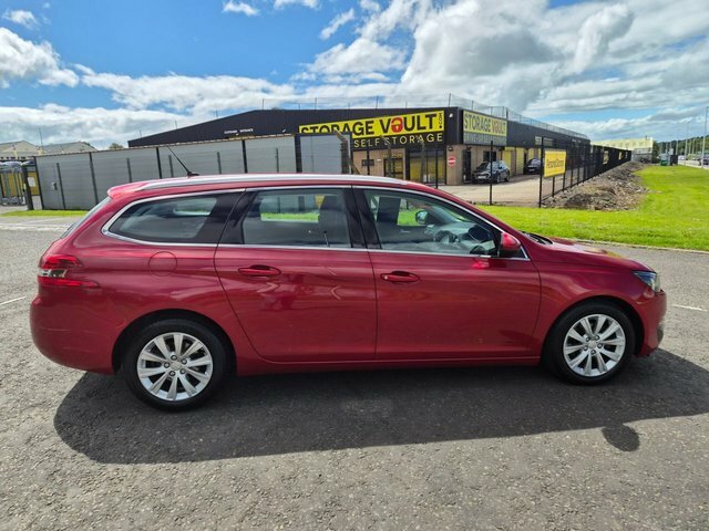 Peugeot 308 SW 2016 1.6 Bluehdi Allure Estate 2016,20 Tax,85mpg, Red #2
