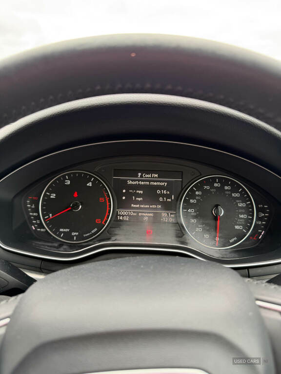 Audi A4 2.0 Tdi Ultra Se 148 Bhp White #9