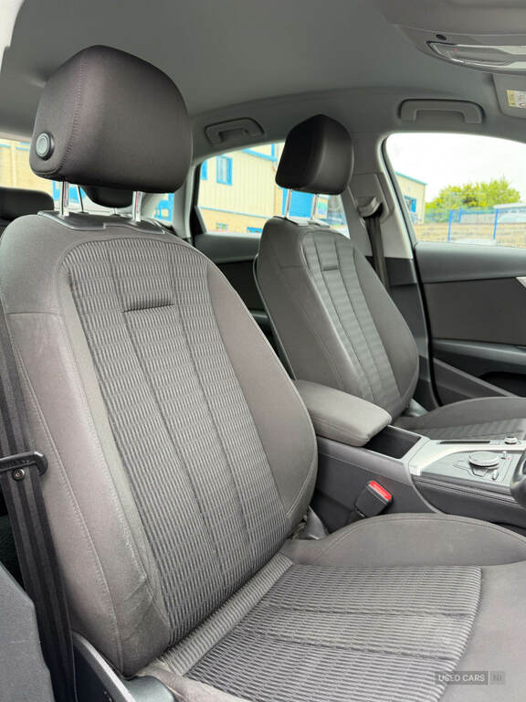 Audi A4 2.0 Tdi Ultra Se S Tronic Blue #6