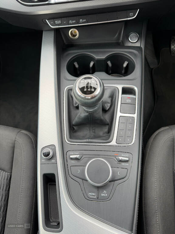 Audi A4 2.0 Tdi Ultra Se 148 Bhp White #12