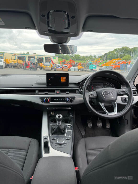 Audi A4 2.0 Tdi Ultra Se S Tronic Blue #5