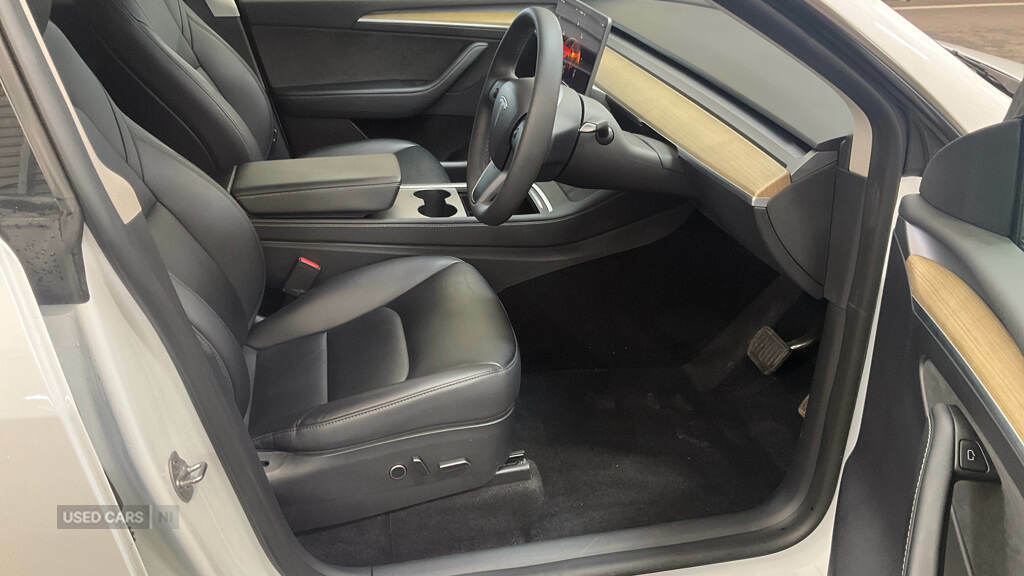 Tesla Model Y Rwd 5dr Auto White