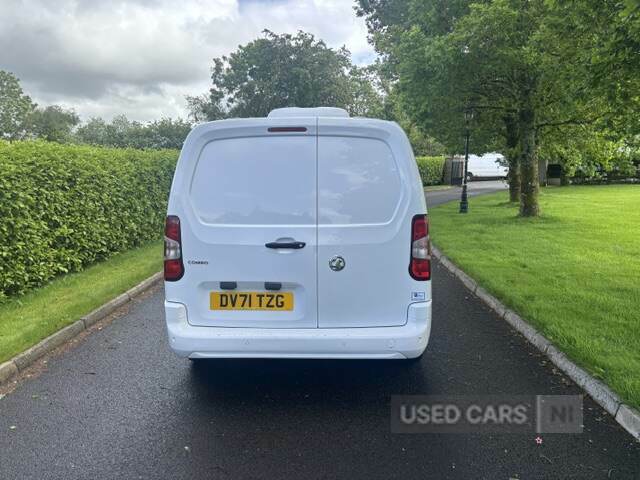 Vauxhall Combo 2300 1.5 Turbo D 100Ps H1 Sportive Van White #3
