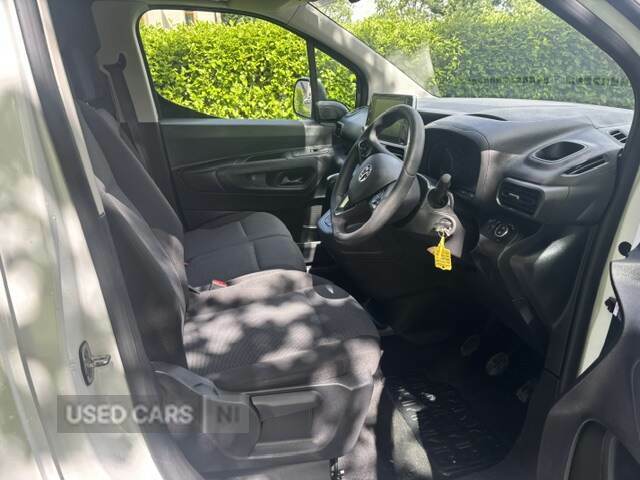 Vauxhall Combo Combo 2300 Sportive Td White #8