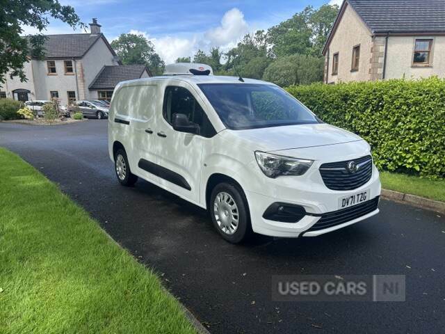 Vauxhall Combo 2300 1.5 Turbo D 100Ps H1 Sportive Van White
