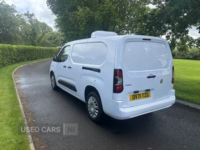 Vauxhall Combo 2300 1.5 Turbo D 100Ps H1 Sportive Van White #4
